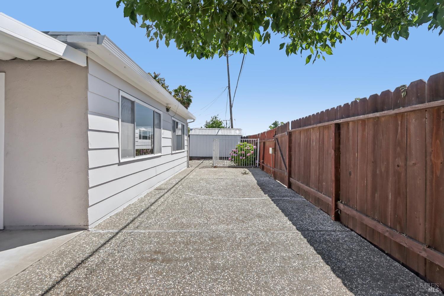 331 E Pacific Avenue Fairfield CA 94533