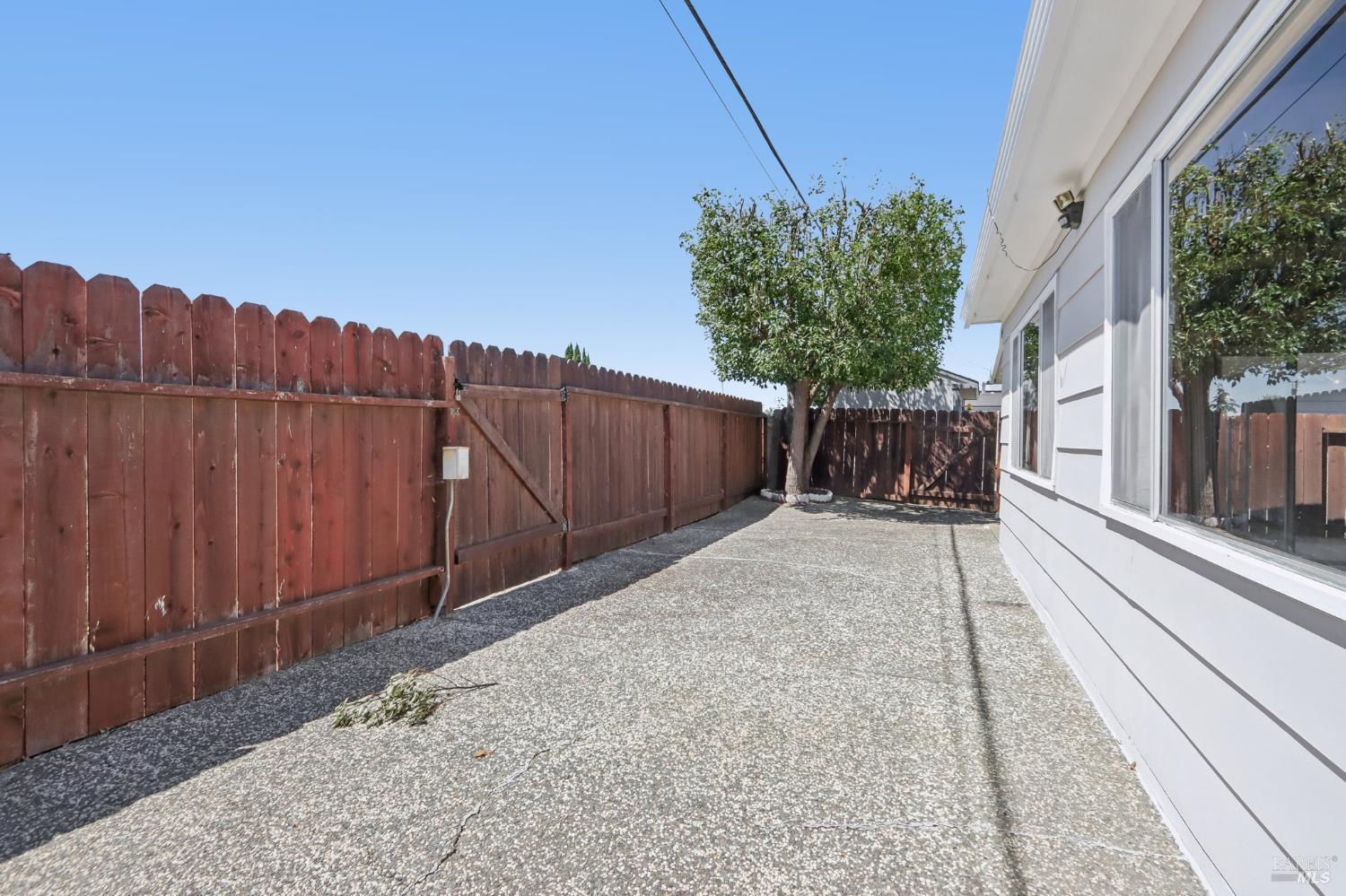 331 E Pacific Avenue Fairfield CA 94533