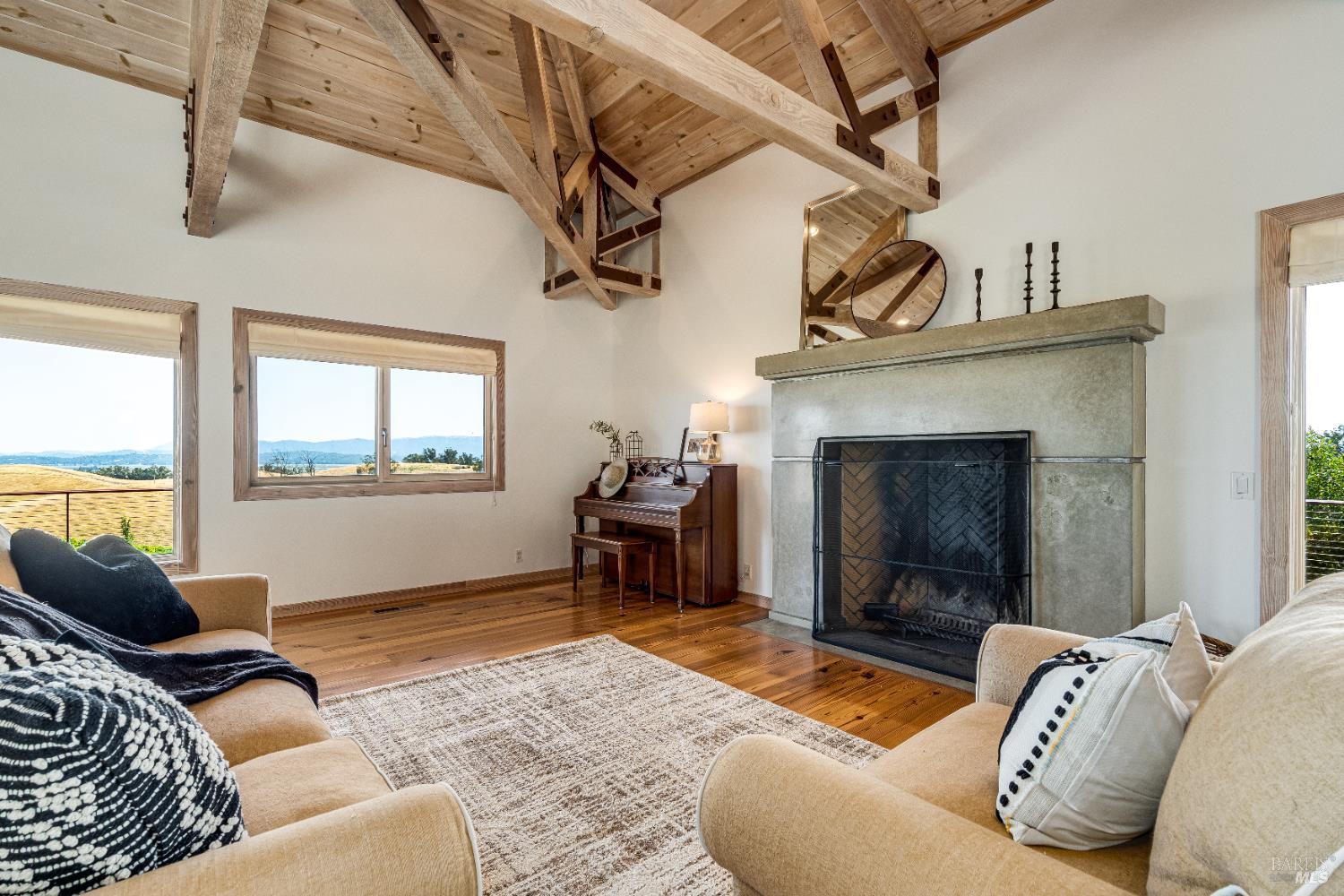 6513 Lakeville Highway Petaluma CA 94954