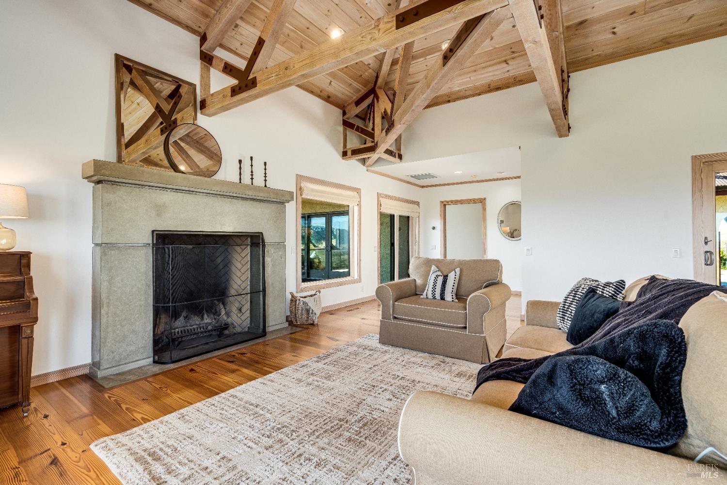 6513 Lakeville Highway Petaluma CA 94954