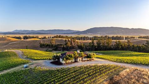 6513 Lakeville Highway Petaluma CA 94954