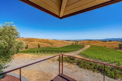 6513 Lakeville Highway Petaluma CA 94954