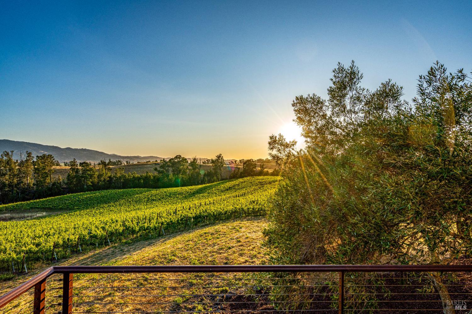 6513 Lakeville Highway Petaluma CA 94954