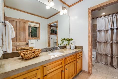 6513 Lakeville Highway Petaluma CA 94954