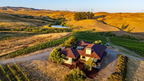 6513 Lakeville Highway Petaluma CA 94954