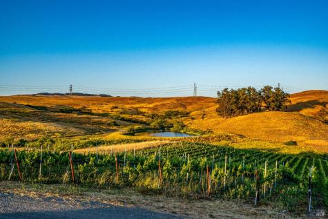 6513 Lakeville Highway Petaluma CA 94954