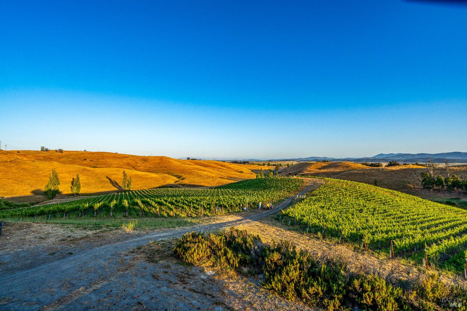 6513 Lakeville Highway Petaluma CA 94954