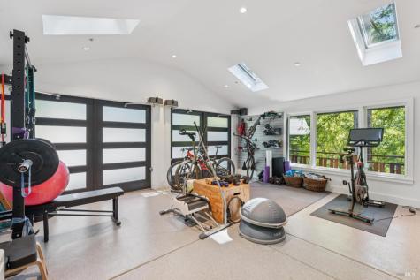 83 Hatzic Court Larkspur CA 94939