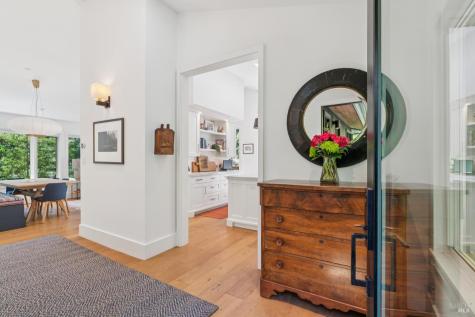 83 Hatzic Court Larkspur CA 94939
