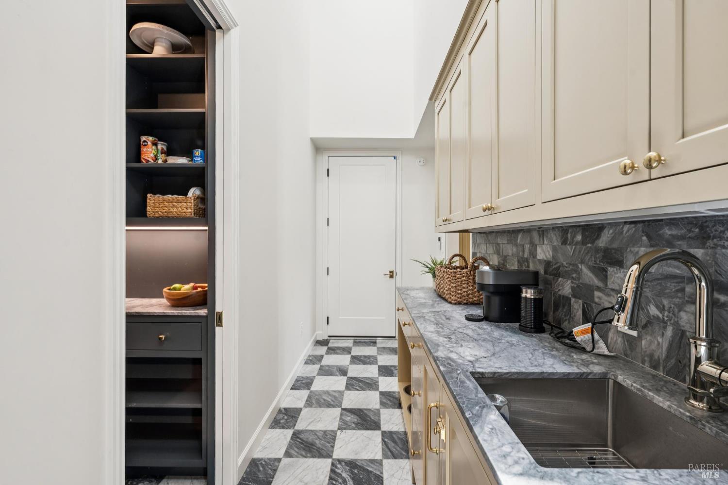 187 Sacramento Avenue San Anselmo CA 94960
