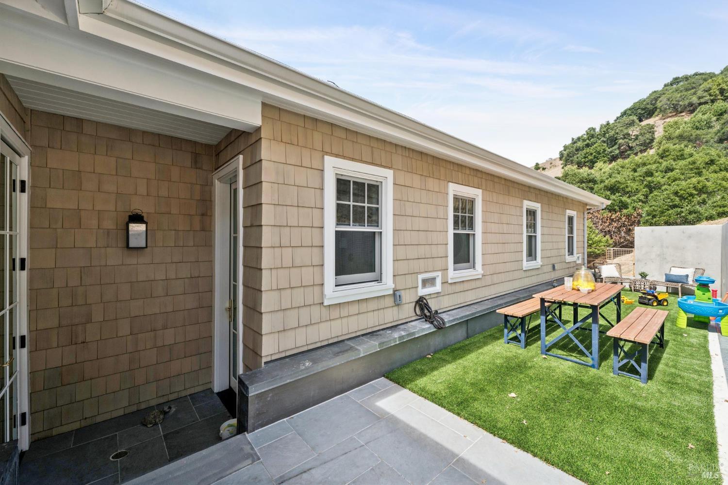 187 Sacramento Avenue San Anselmo CA 94960