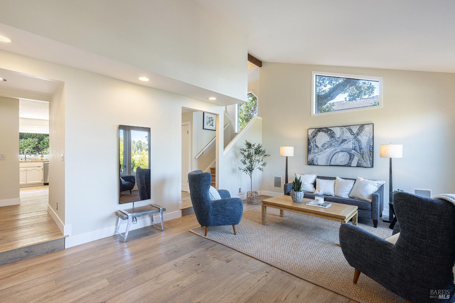 1018 Oakmont Court Napa CA 94559