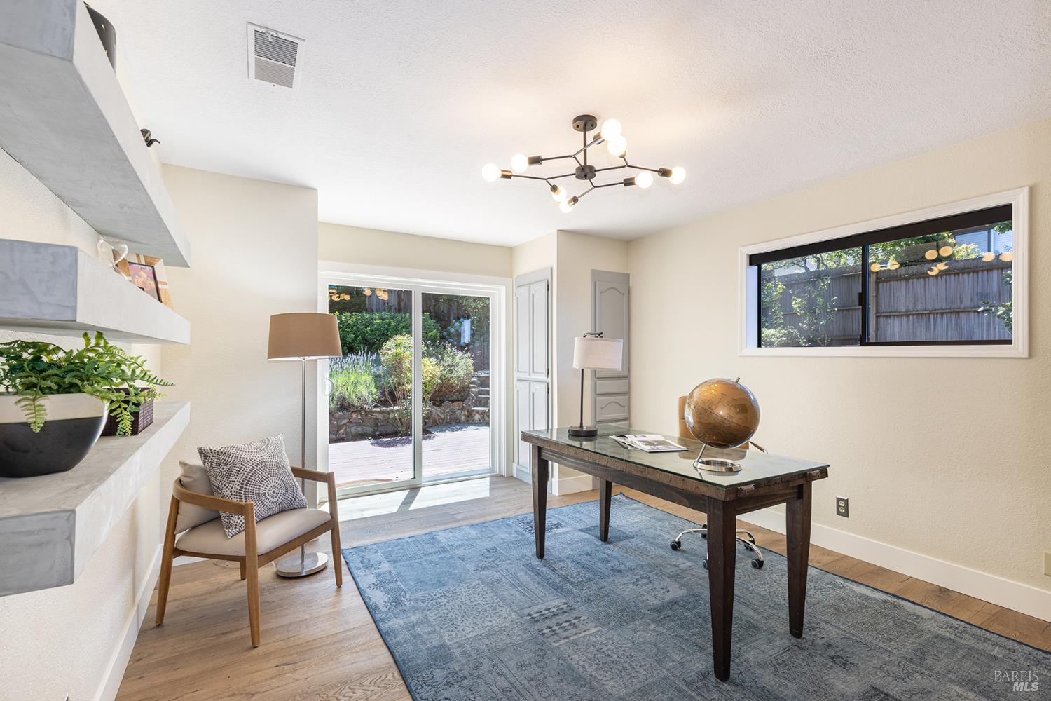 1018 Oakmont Court Napa CA 94559