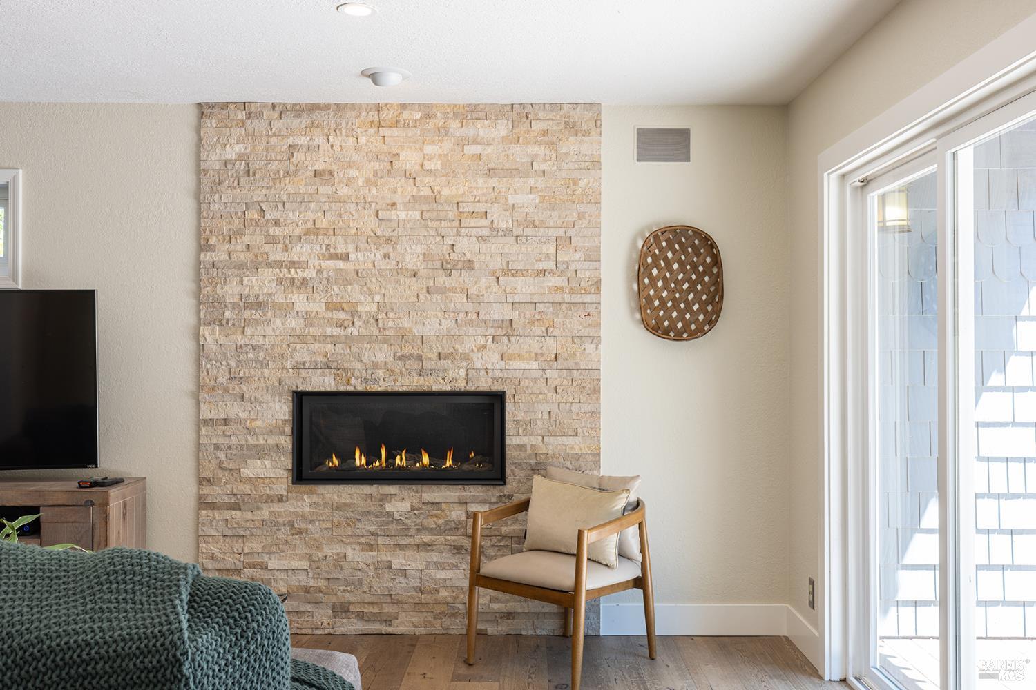 1018 Oakmont Court Napa CA 94559