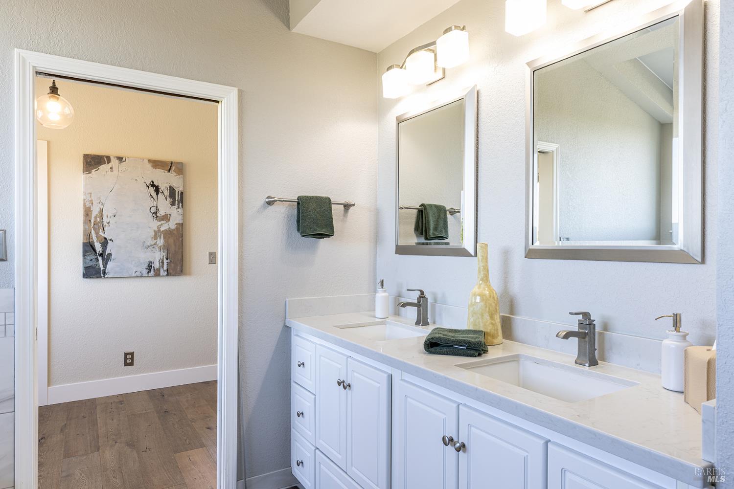 1018 Oakmont Court Napa CA 94559