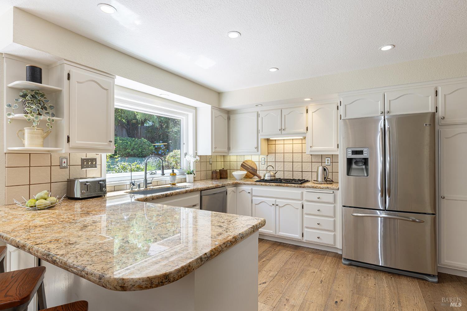 1018 Oakmont Court Napa CA 94559