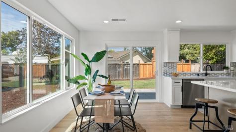 8432 SW Lasalle Avenue SW Cotati CA 94931