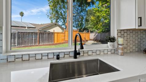 8432 SW Lasalle Avenue SW Cotati CA 94931