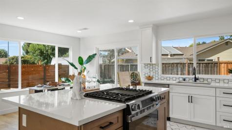 8432 SW Lasalle Avenue SW Cotati CA 94931