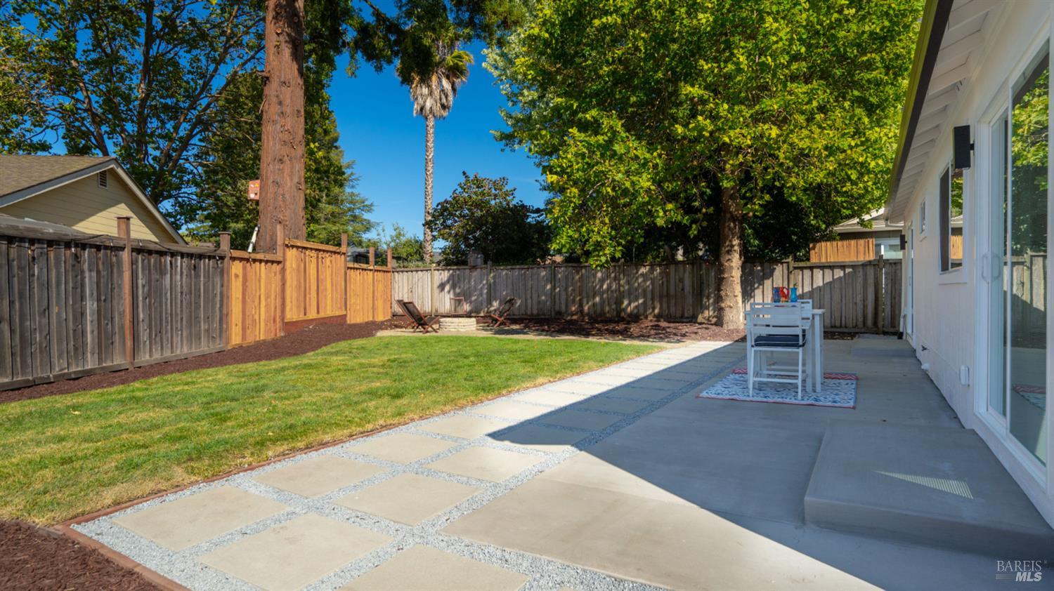 8432 SW Lasalle Avenue SW Cotati CA 94931
