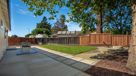 8432 SW Lasalle Avenue SW Cotati CA 94931