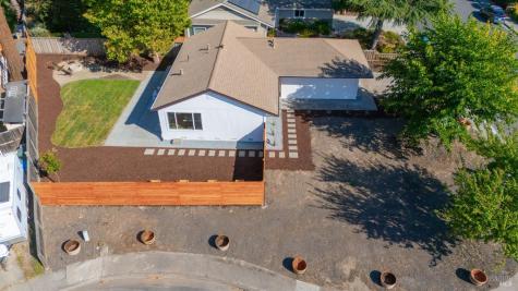 8432 SW Lasalle Avenue SW Cotati CA 94931