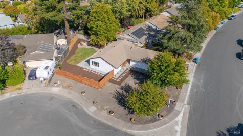8432 SW Lasalle Avenue SW Cotati CA 94931