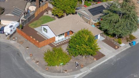 8432 SW Lasalle Avenue SW Cotati CA 94931