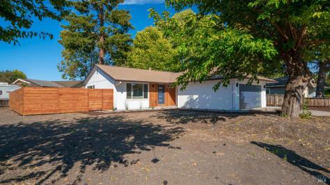 8432 SW Lasalle Avenue SW Cotati CA 94931