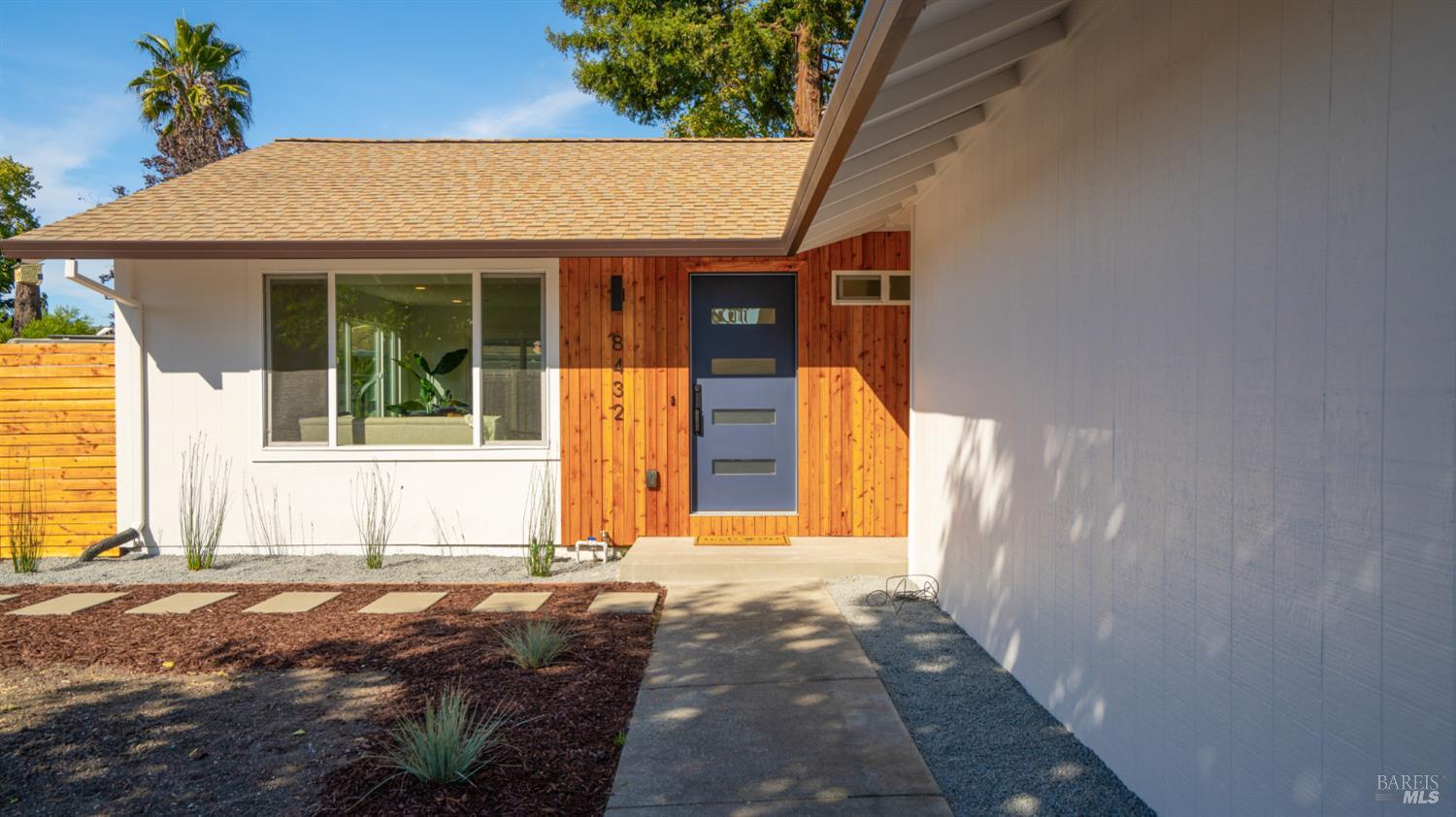 8432 SW Lasalle Avenue SW Cotati CA 94931