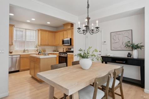 2272 Wolfberry Way Santa Rosa CA 95404