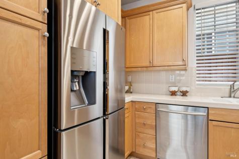2272 Wolfberry Way Santa Rosa CA 95404