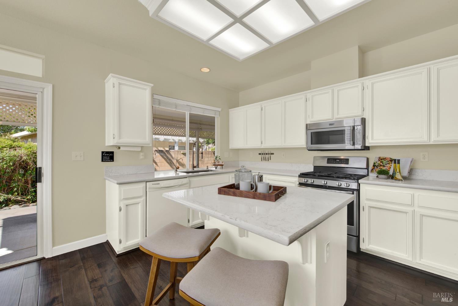 367 Bartlett Lane Vacaville CA 95687