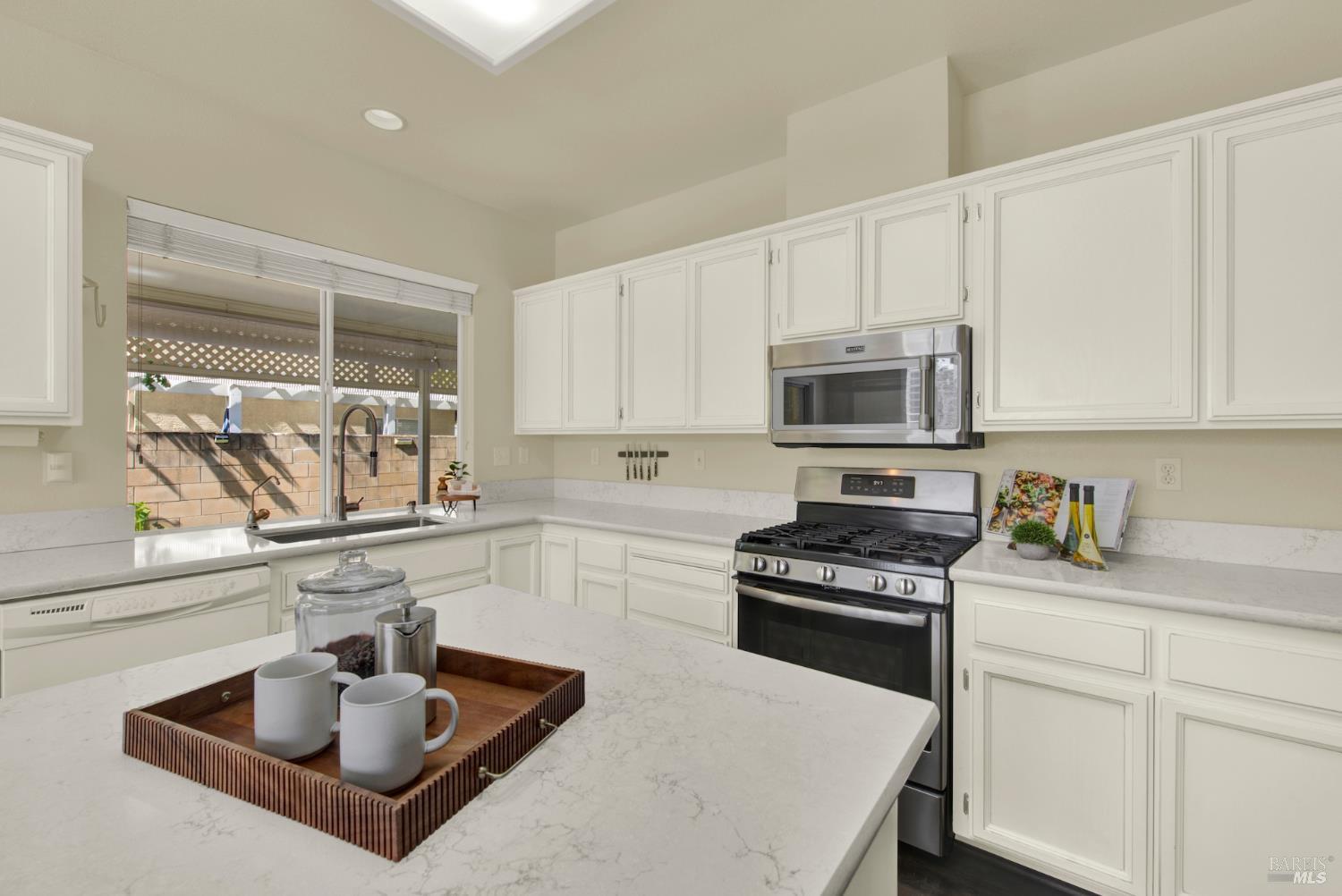 367 Bartlett Lane Vacaville CA 95687