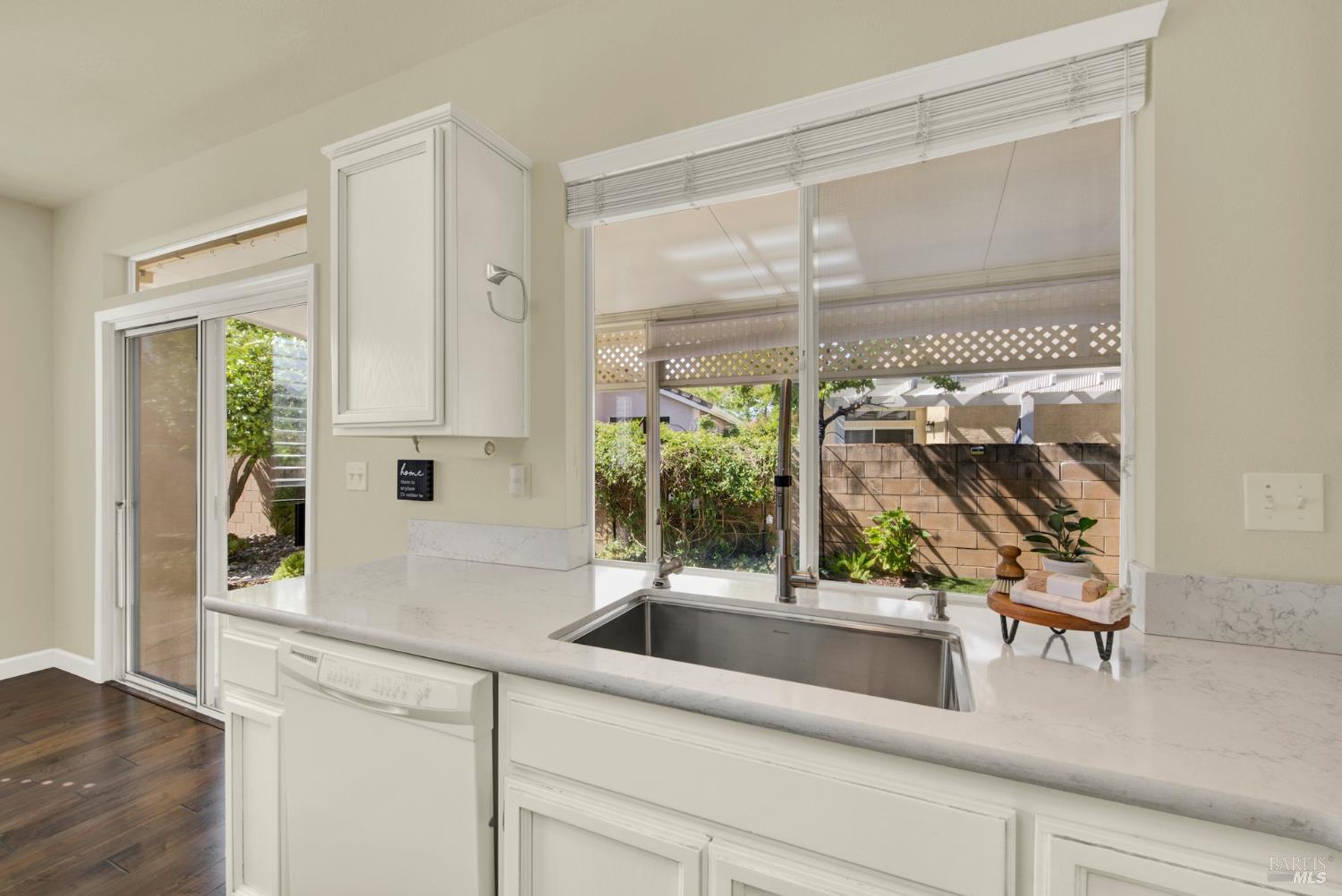 367 Bartlett Lane Vacaville CA 95687
