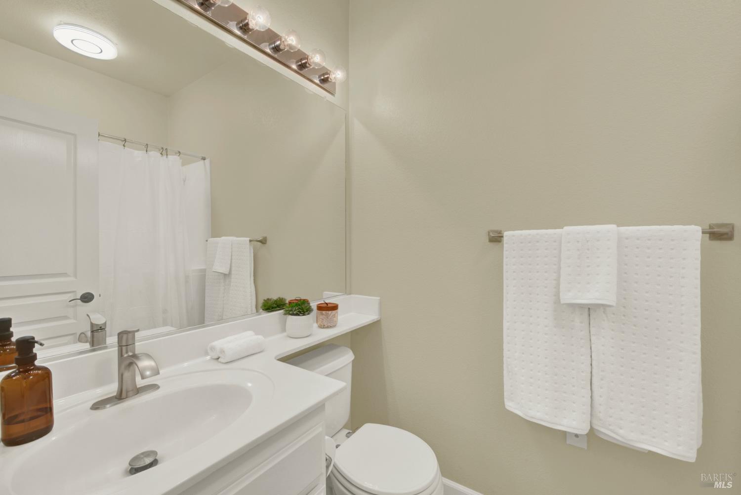 367 Bartlett Lane Vacaville CA 95687