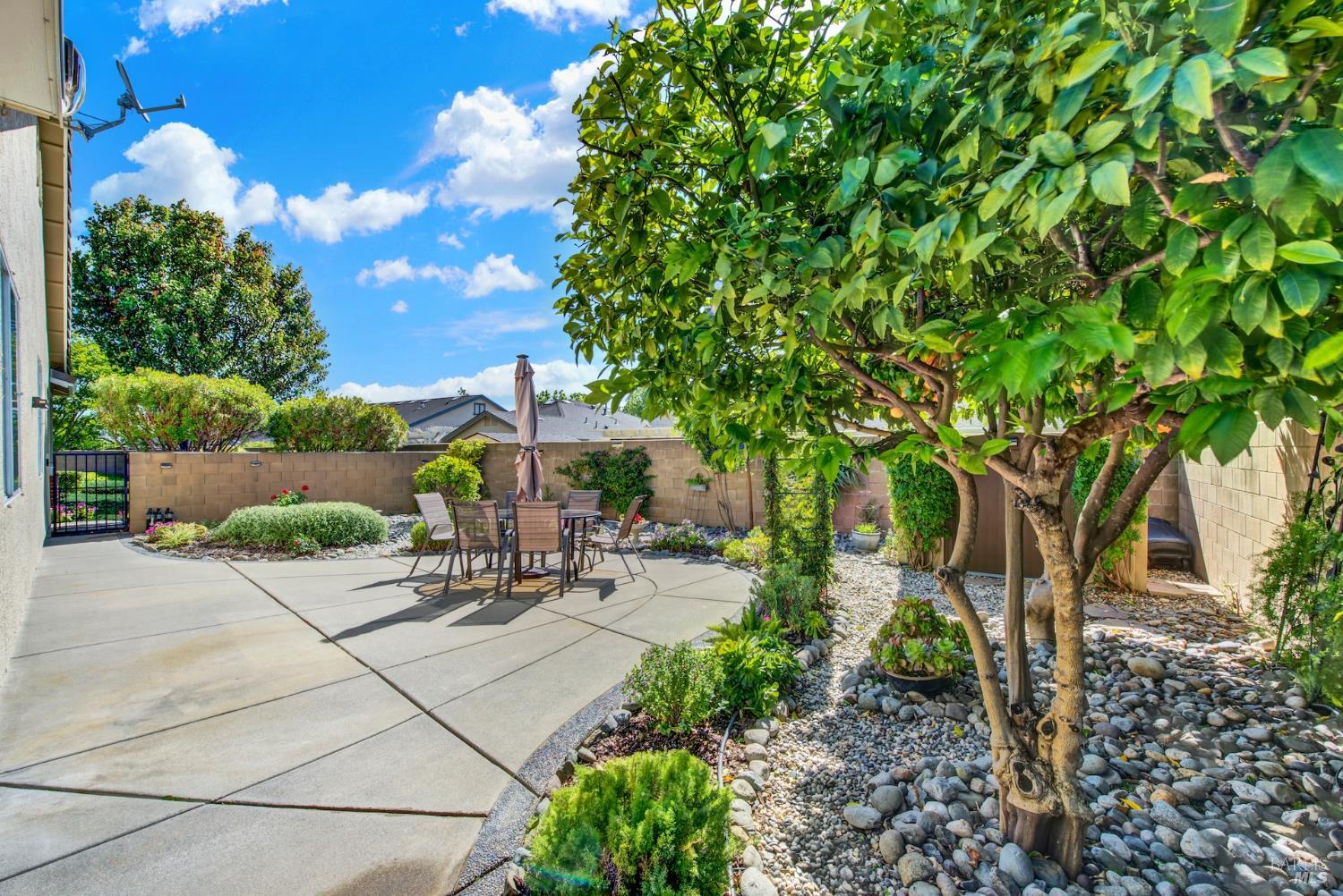 367 Bartlett Lane Vacaville CA 95687