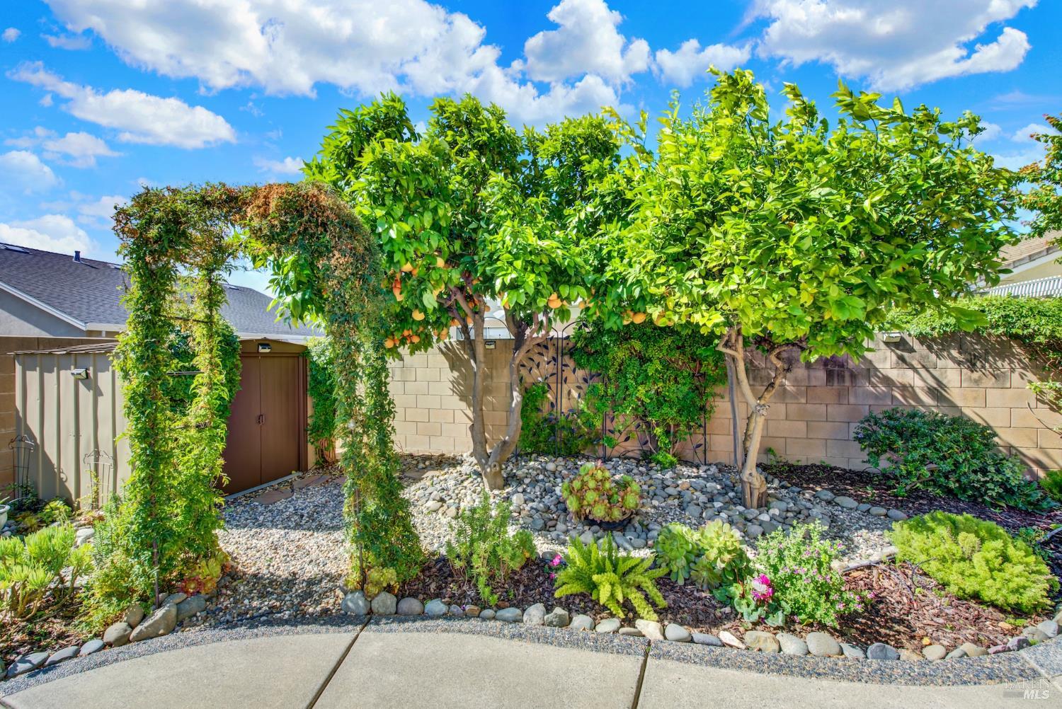 367 Bartlett Lane Vacaville CA 95687