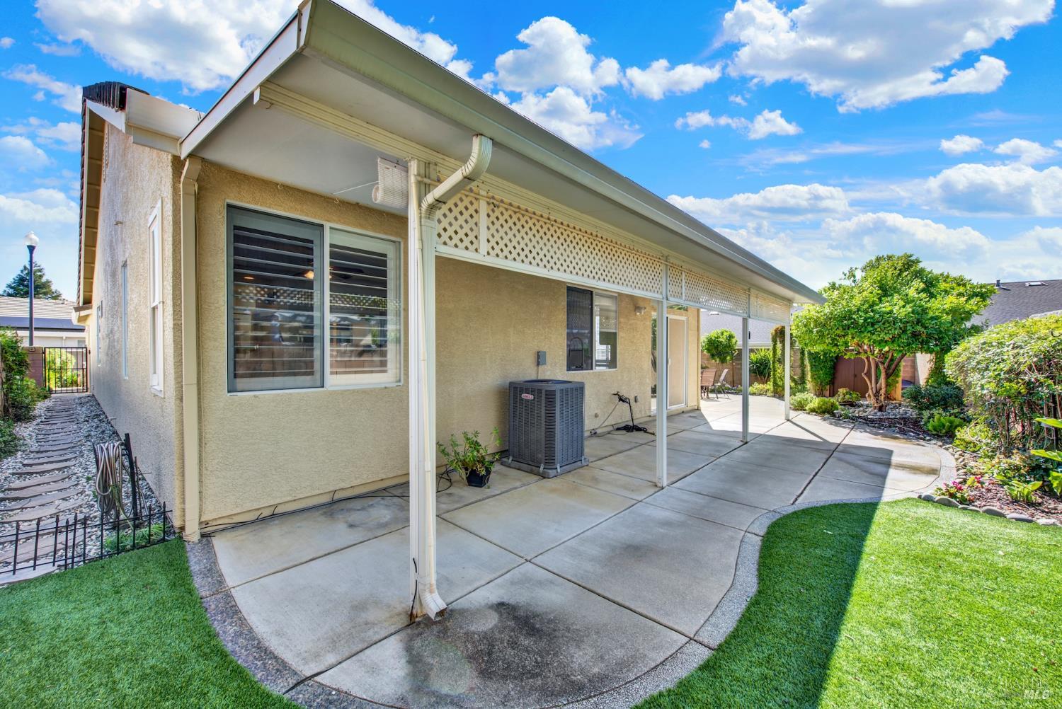 367 Bartlett Lane Vacaville CA 95687
