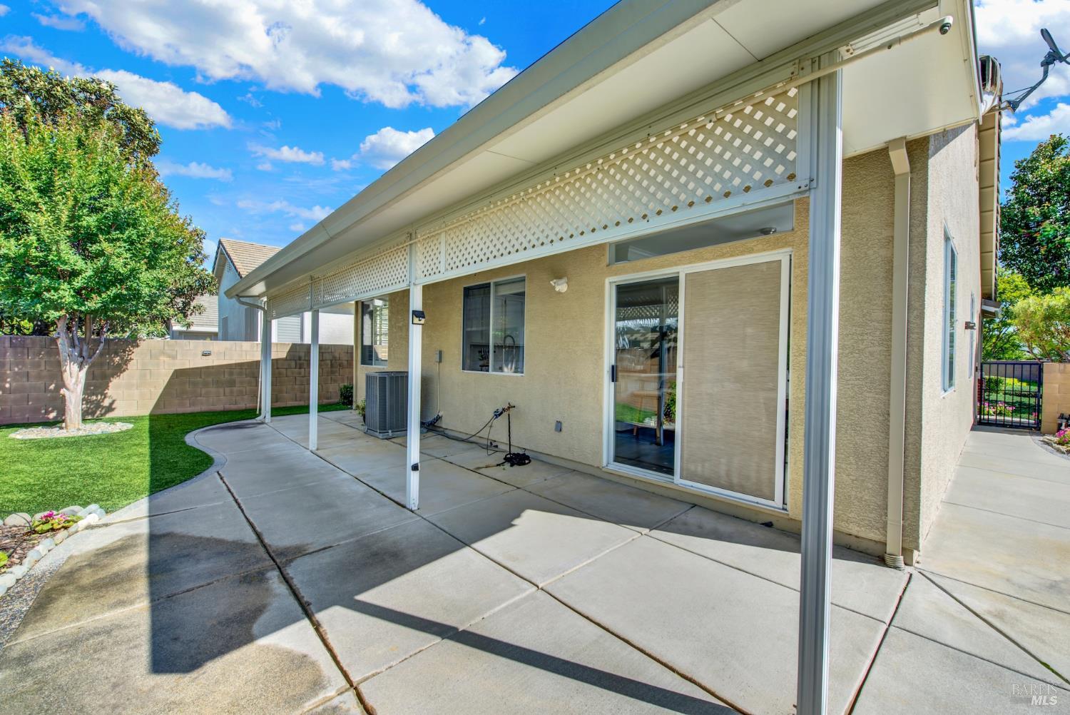 367 Bartlett Lane Vacaville CA 95687
