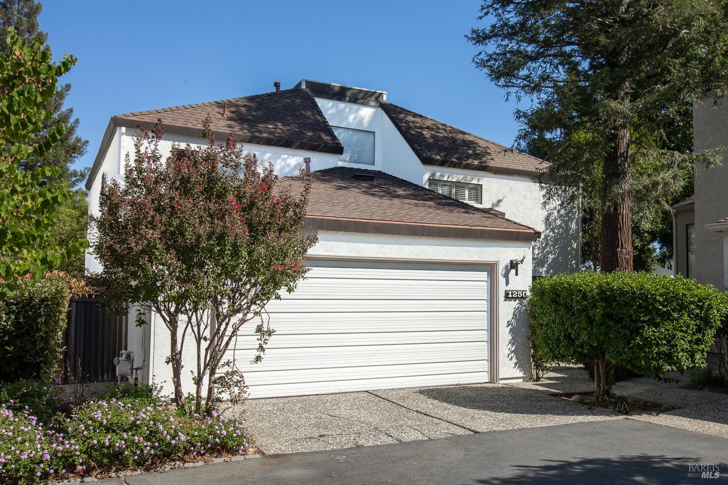 1250 Redwood Court Dixon CA 95620