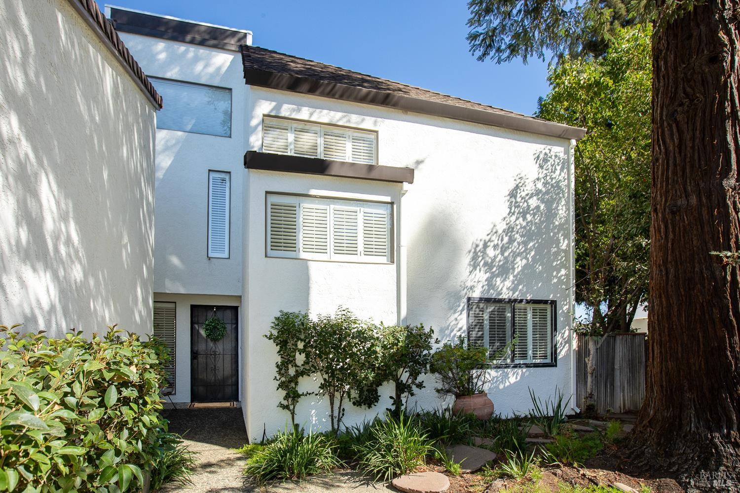 1250 Redwood Court Dixon CA 95620
