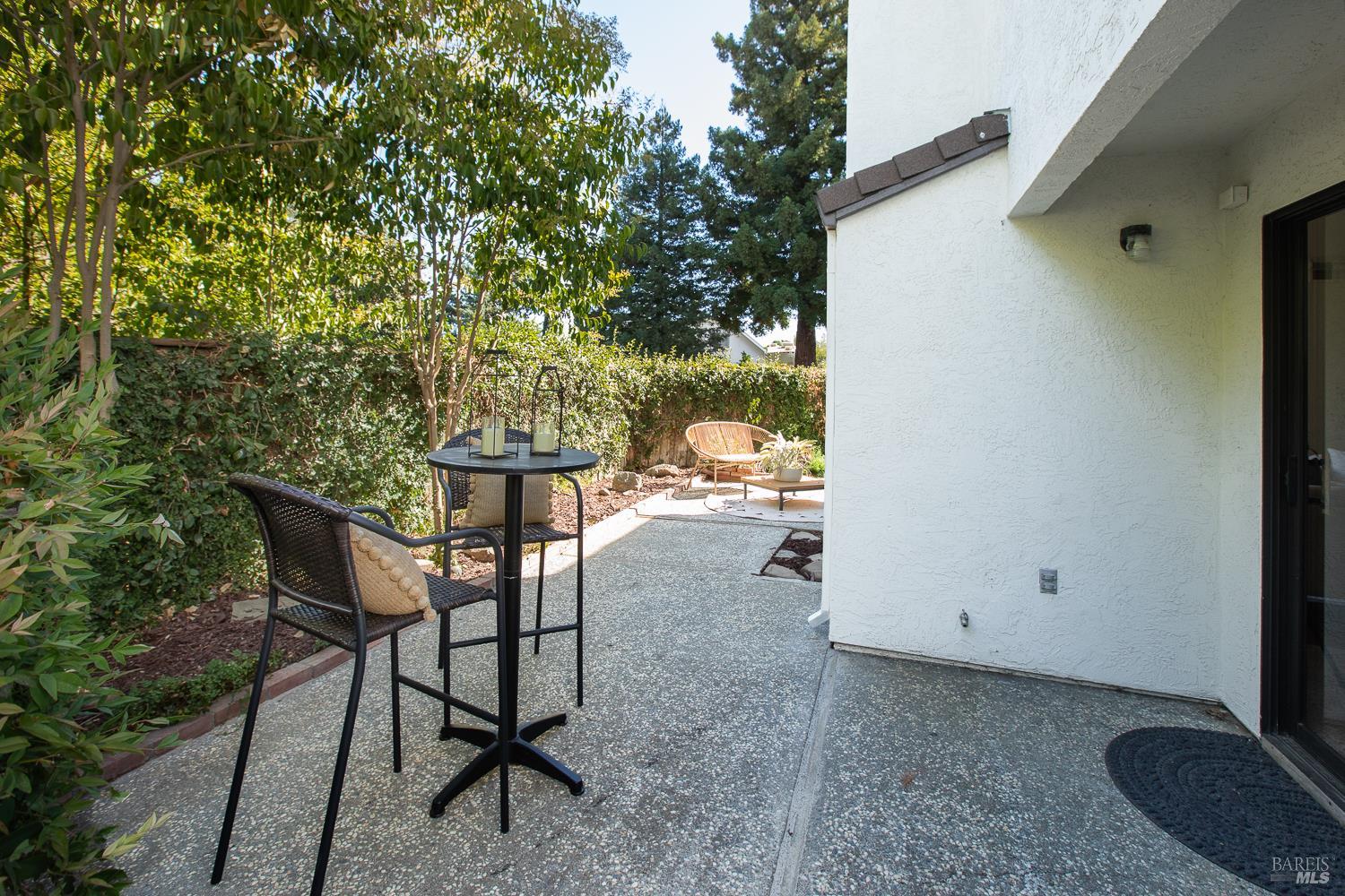 1250 Redwood Court Dixon CA 95620