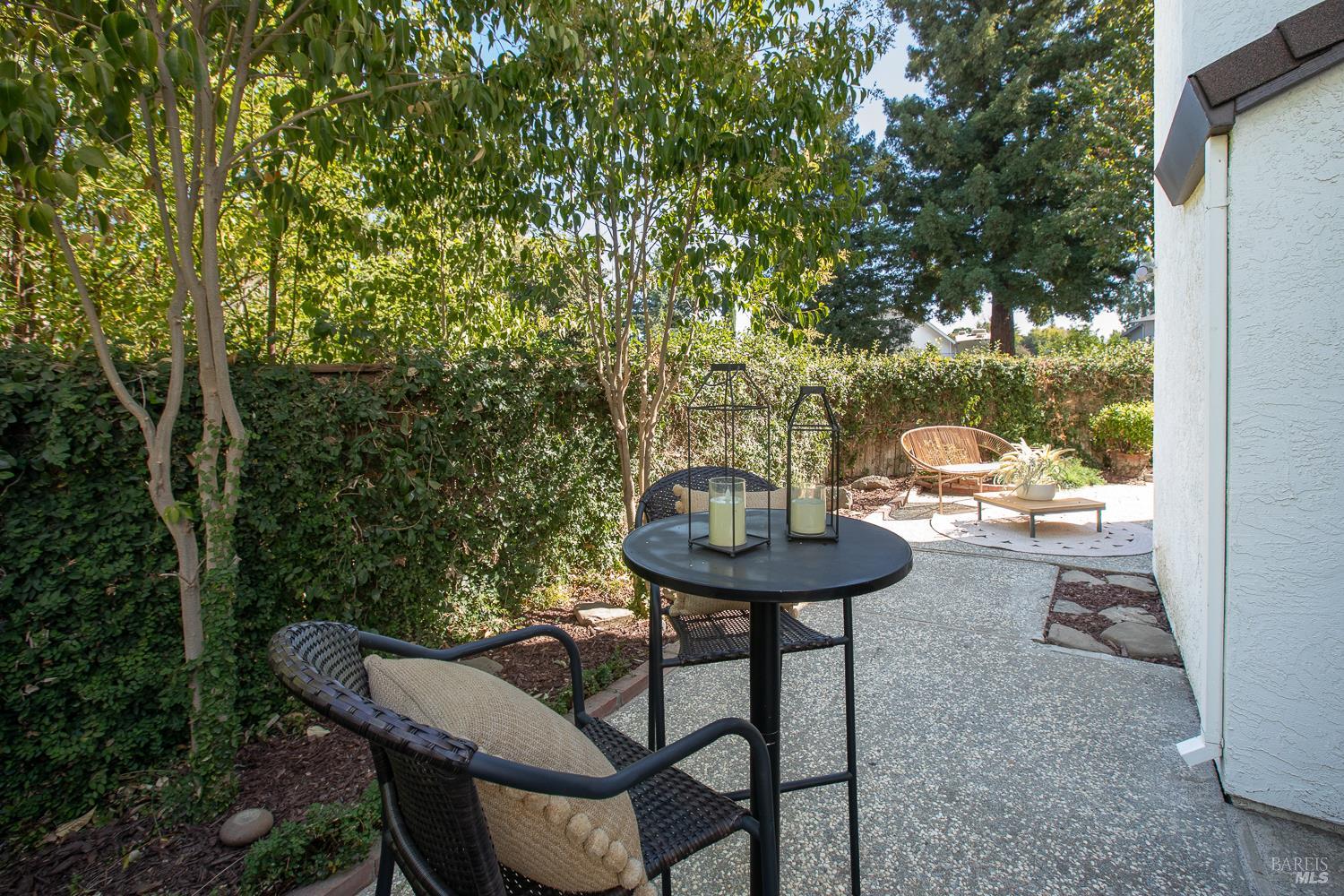 1250 Redwood Court Dixon CA 95620