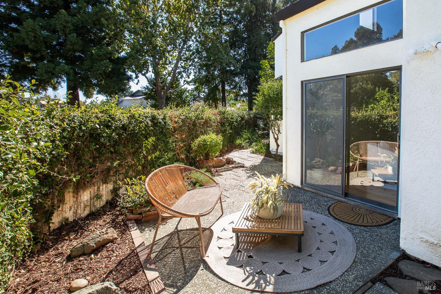 1250 Redwood Court Dixon CA 95620