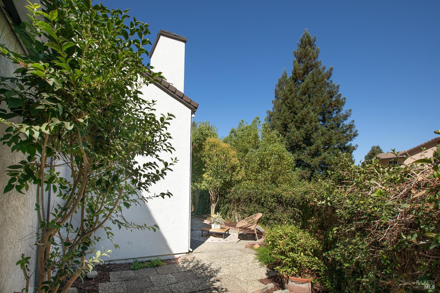 1250 Redwood Court Dixon CA 95620
