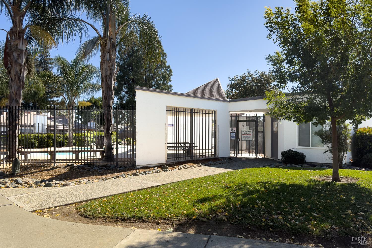 1250 Redwood Court Dixon CA 95620