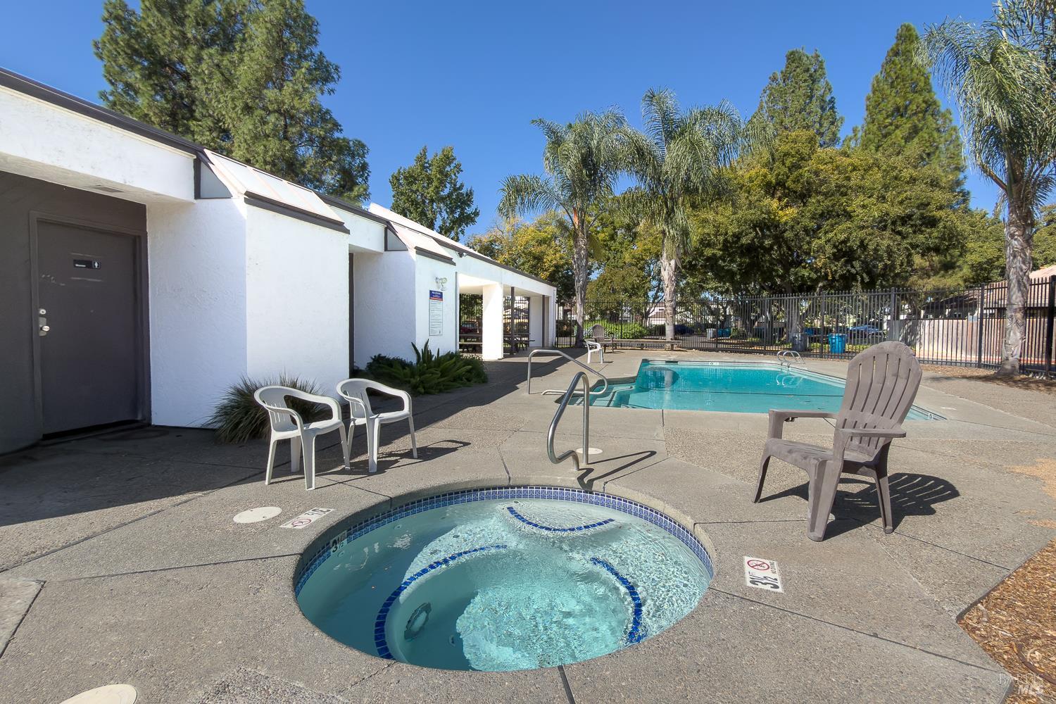 1250 Redwood Court Dixon CA 95620