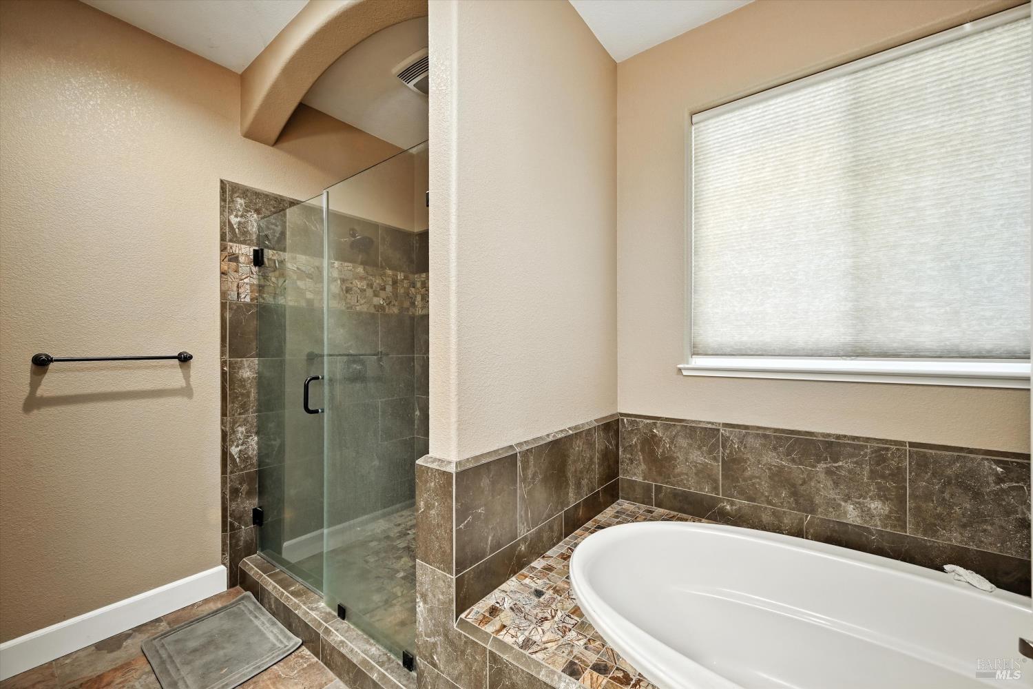 9482 Hoberg Drive S Cobb CA 95426