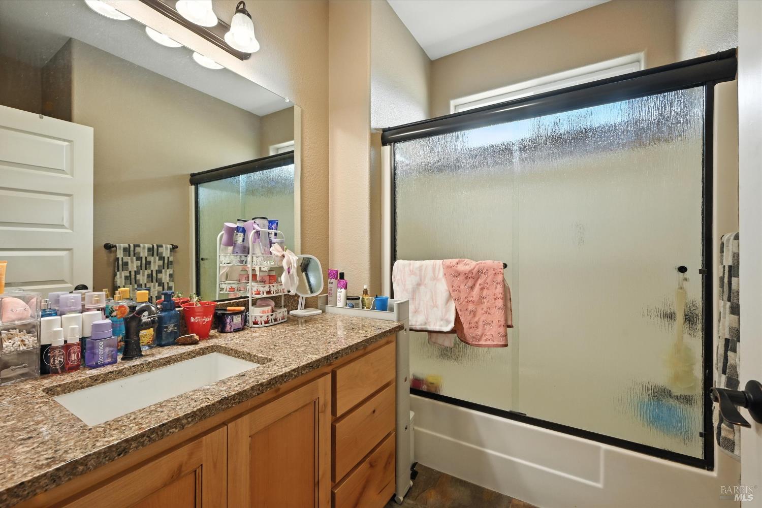 9482 Hoberg Drive S Cobb CA 95426